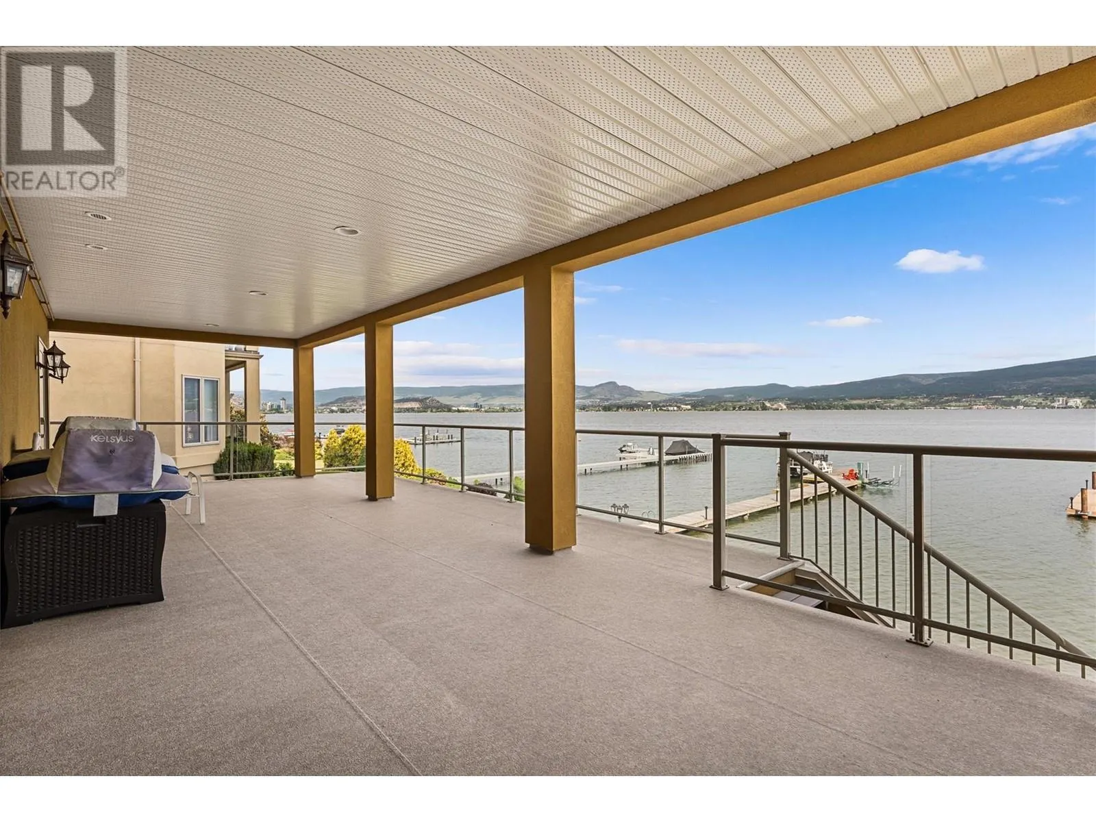 529 Zdralek Cove