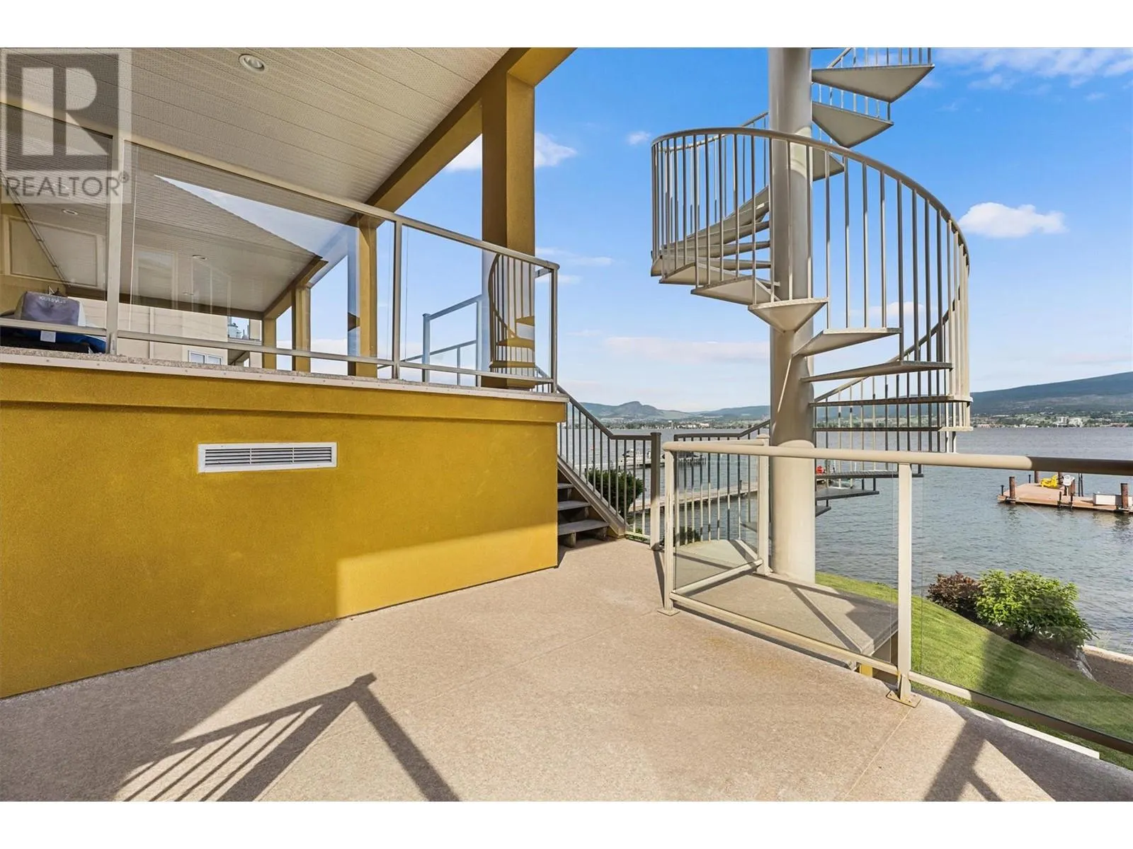 529 Zdralek Cove
