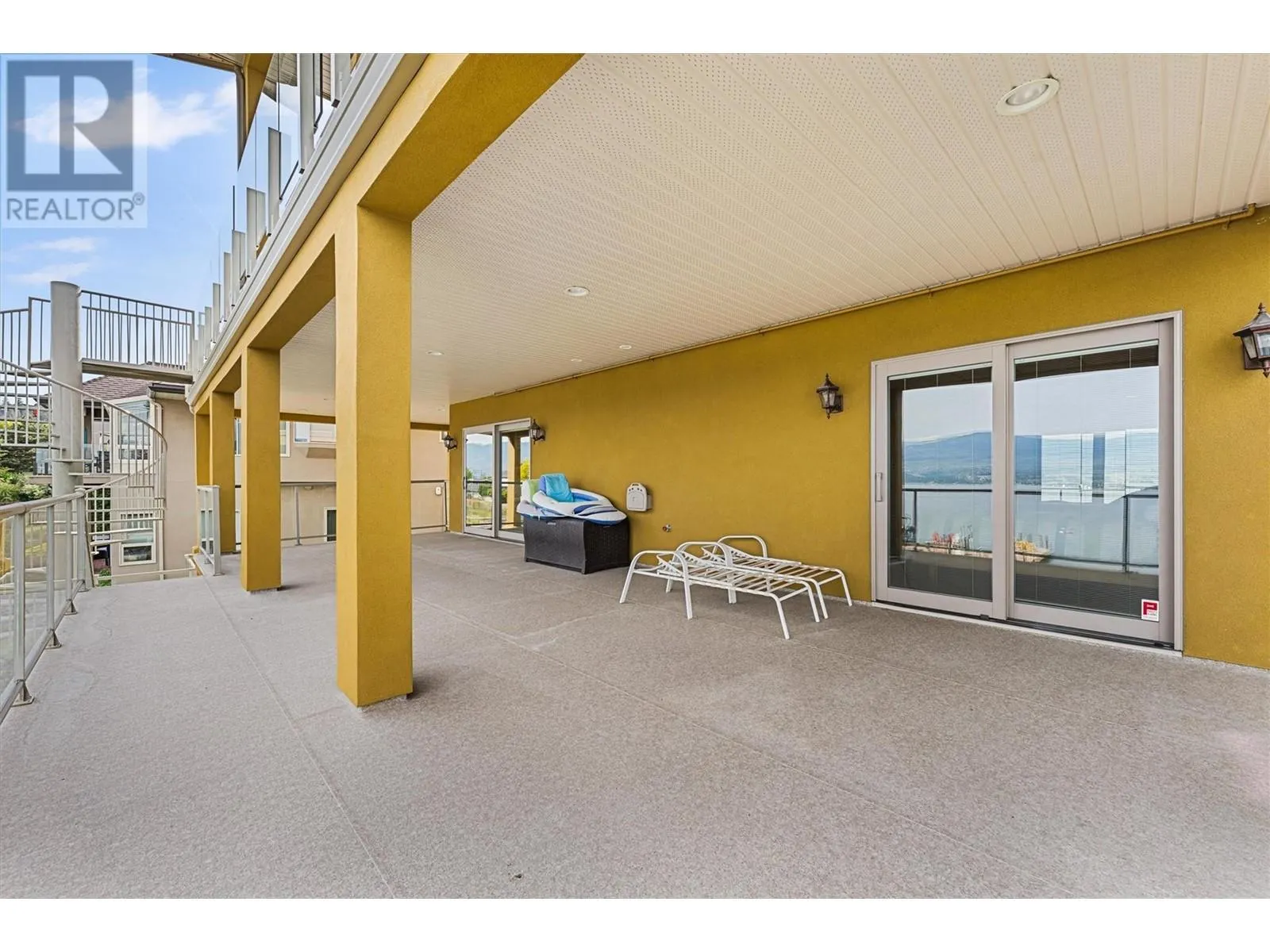 529 Zdralek Cove