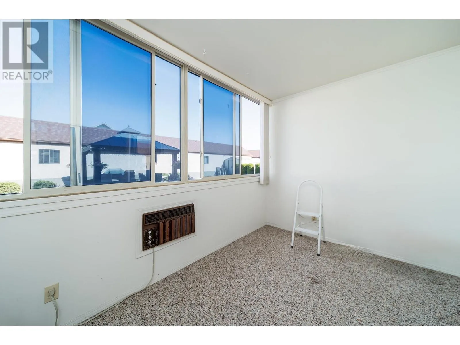 1055 Glenwood Avenue Unit# 101