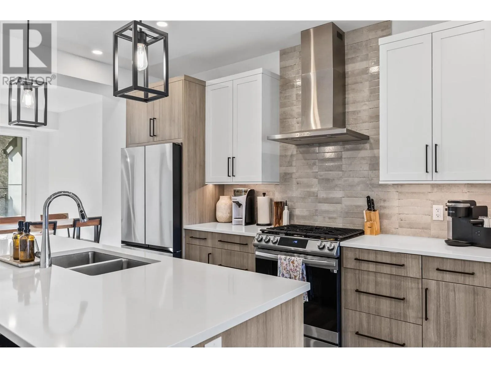 2835 Canyon Crest Drive Unit# 25