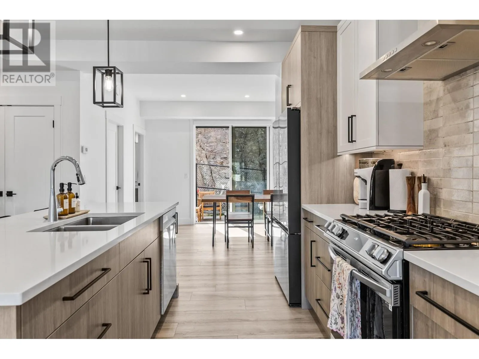 2835 Canyon Crest Drive Unit# 25