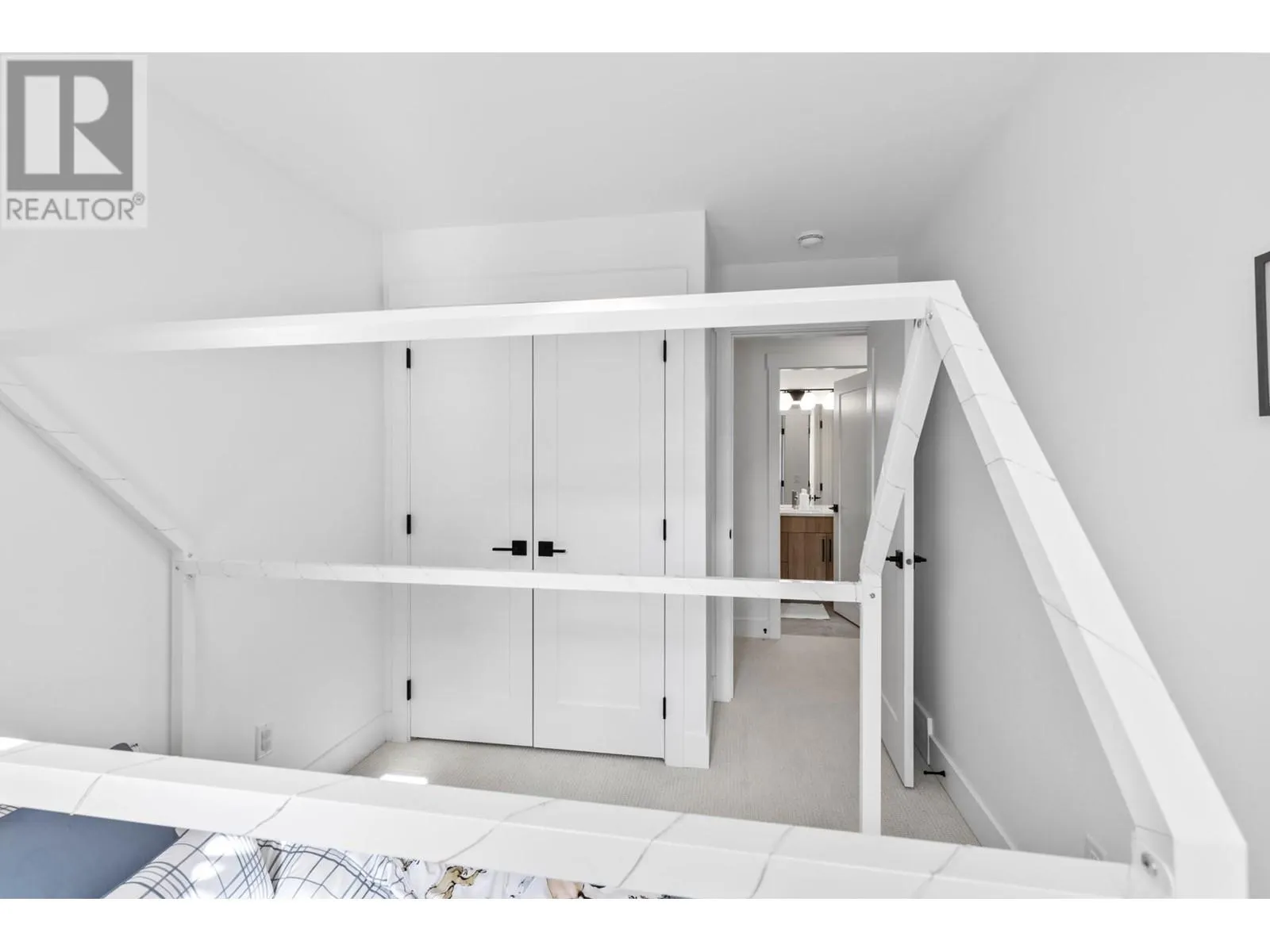 2835 Canyon Crest Drive Unit# 25