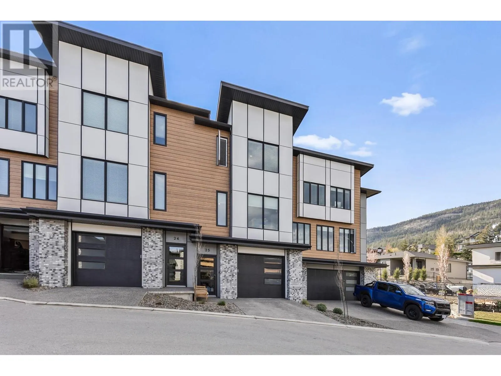 2835 Canyon Crest Drive Unit# 25