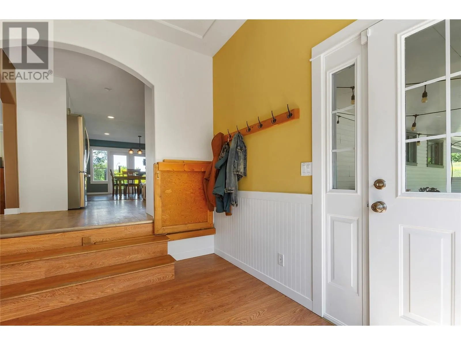 2515 East Vernon Road