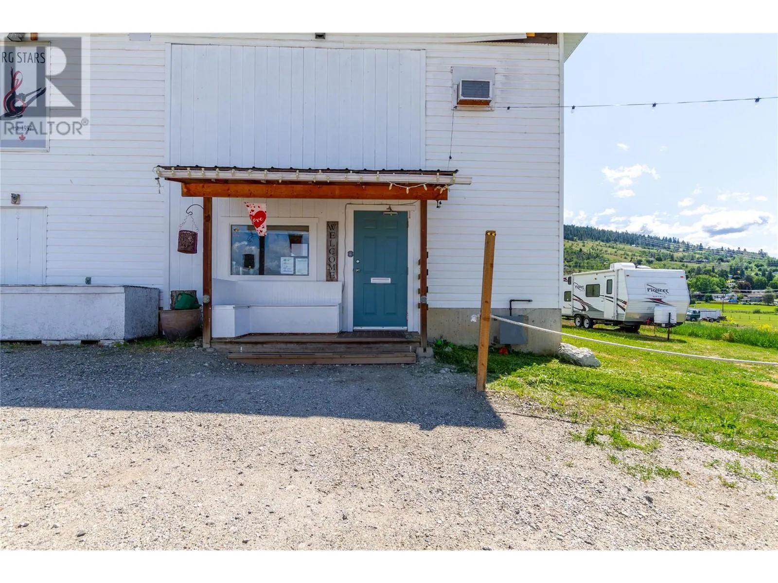 2515 East Vernon Road