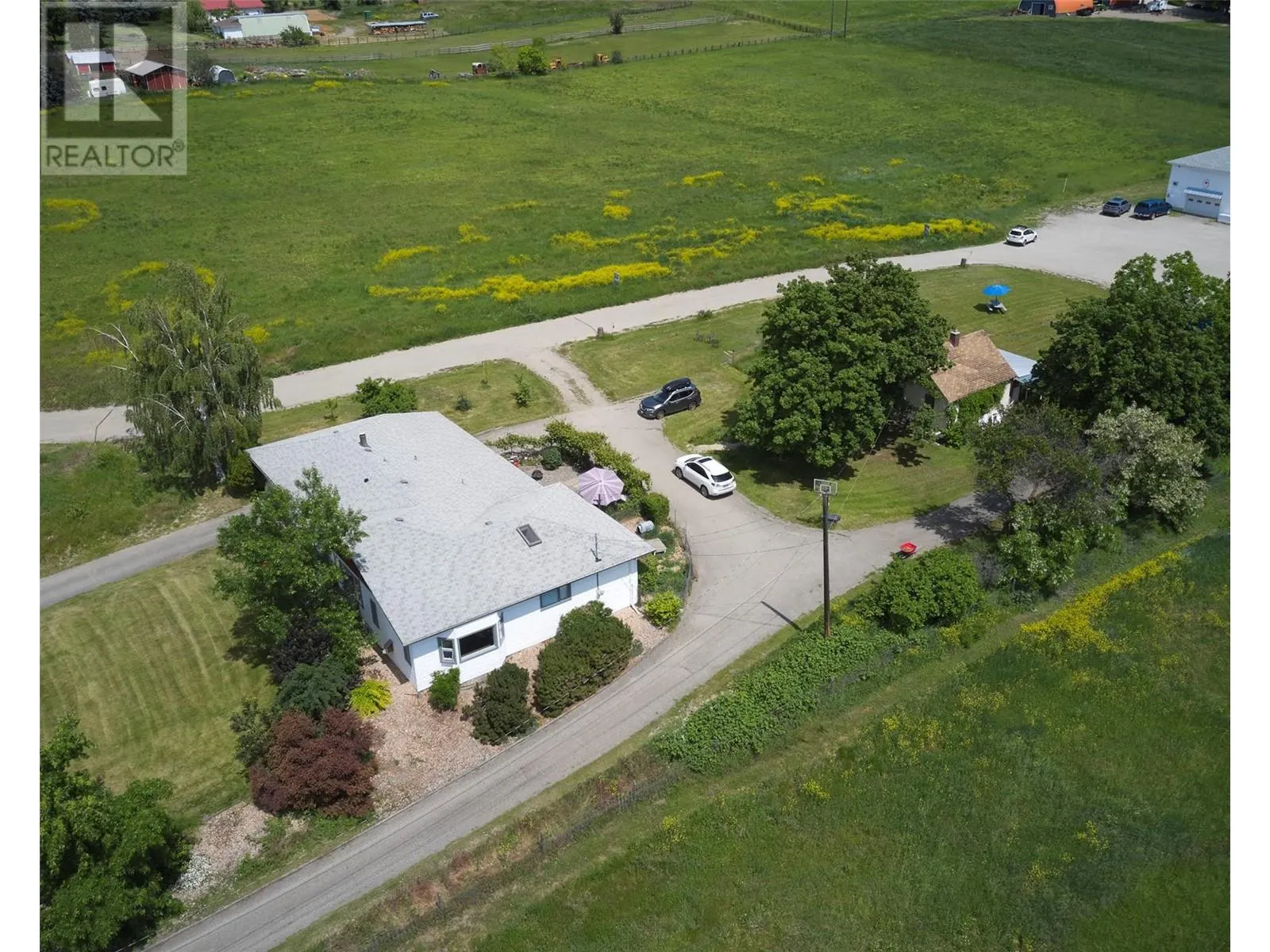 2515 East Vernon Road