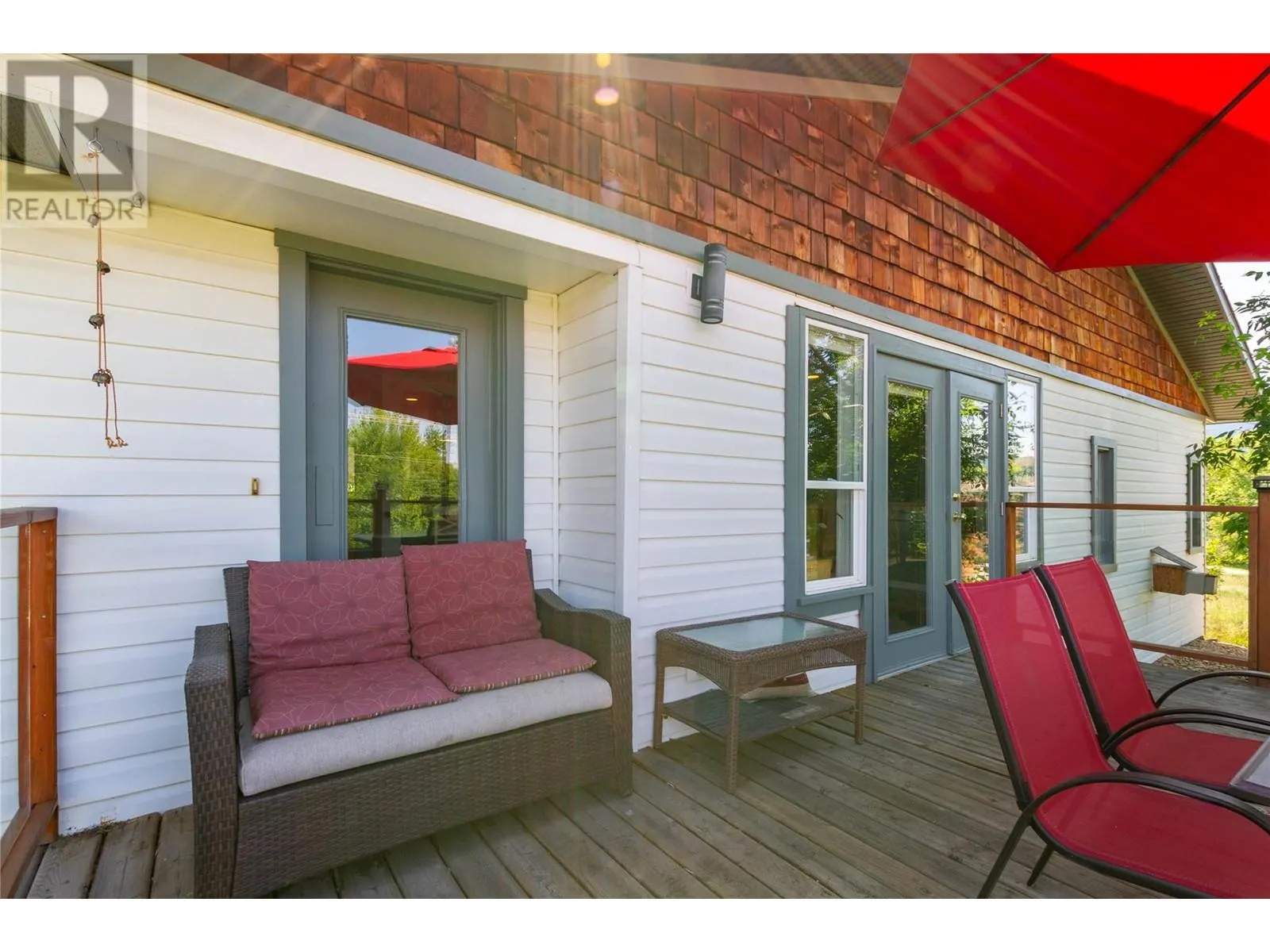 2515 East Vernon Road