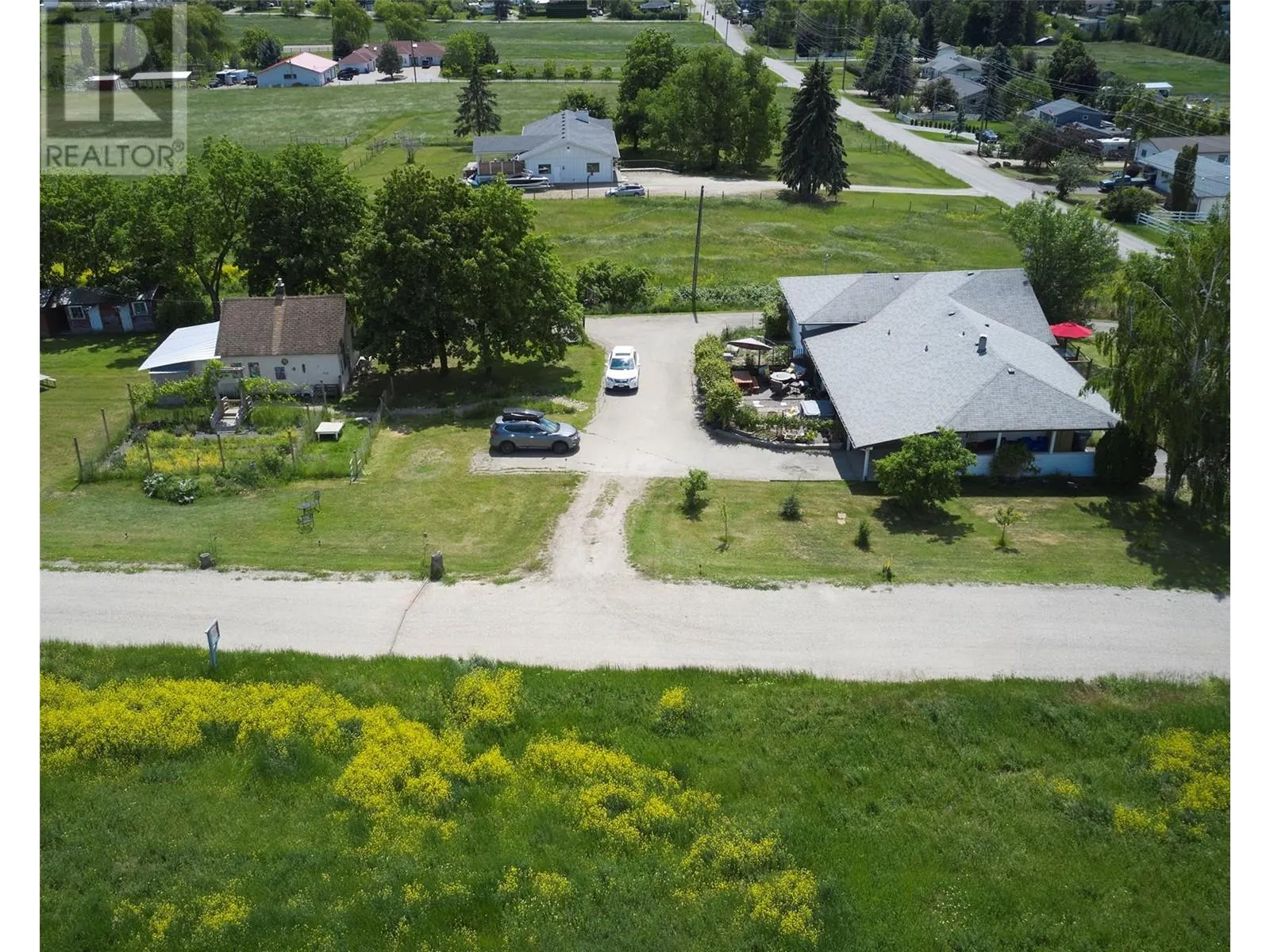 2515 East Vernon Road