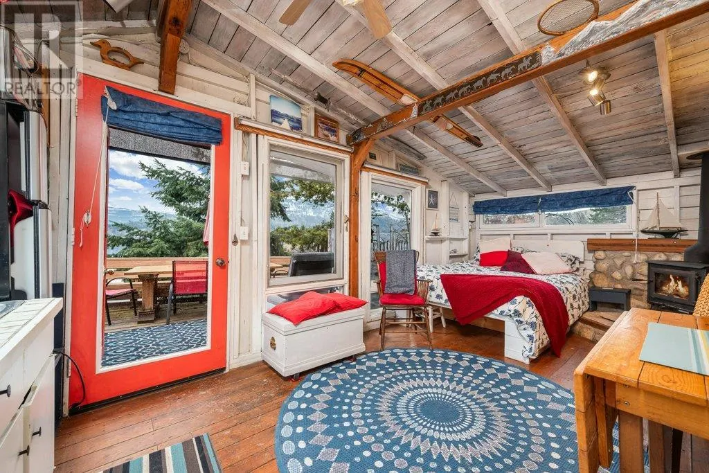8804 Okanagan Landing Road