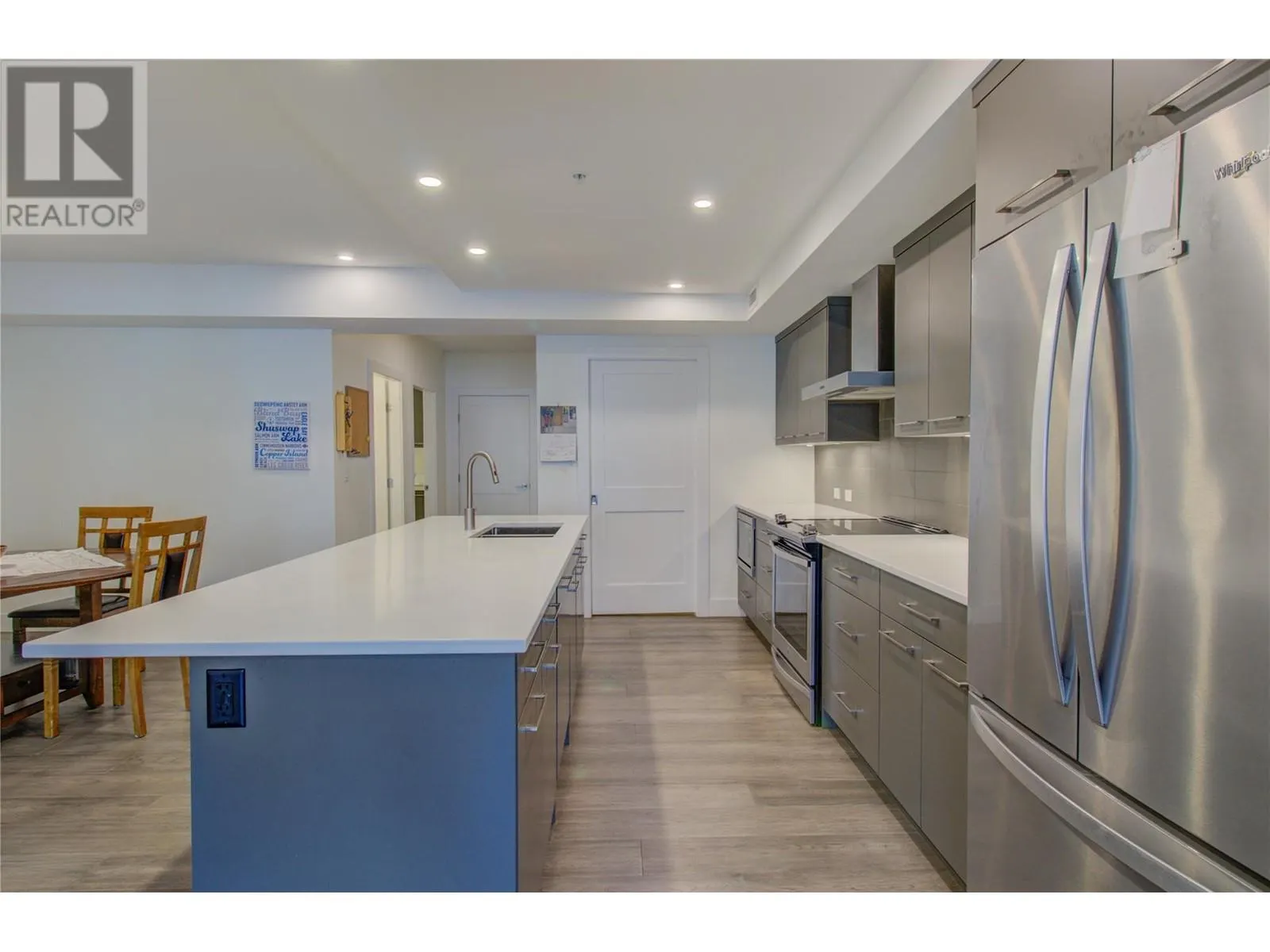 131 Harbourfront Drive NE Unit# 202