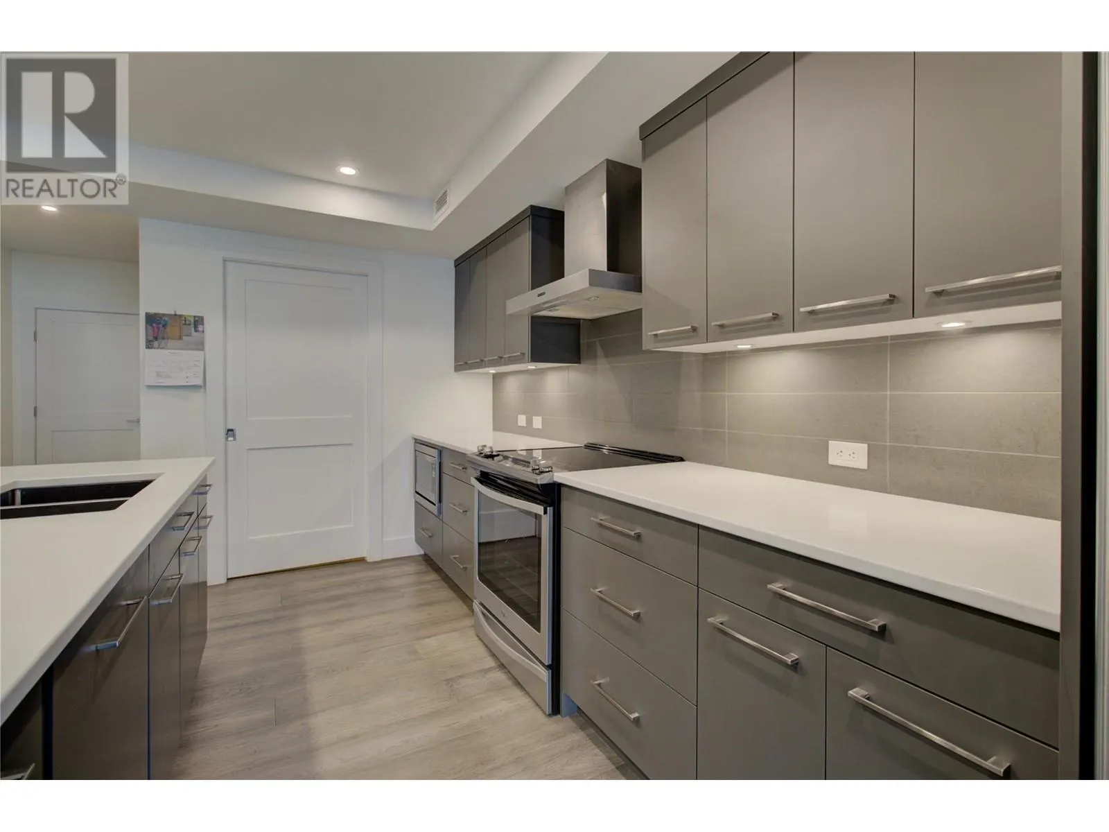 131 Harbourfront Drive NE Unit# 202