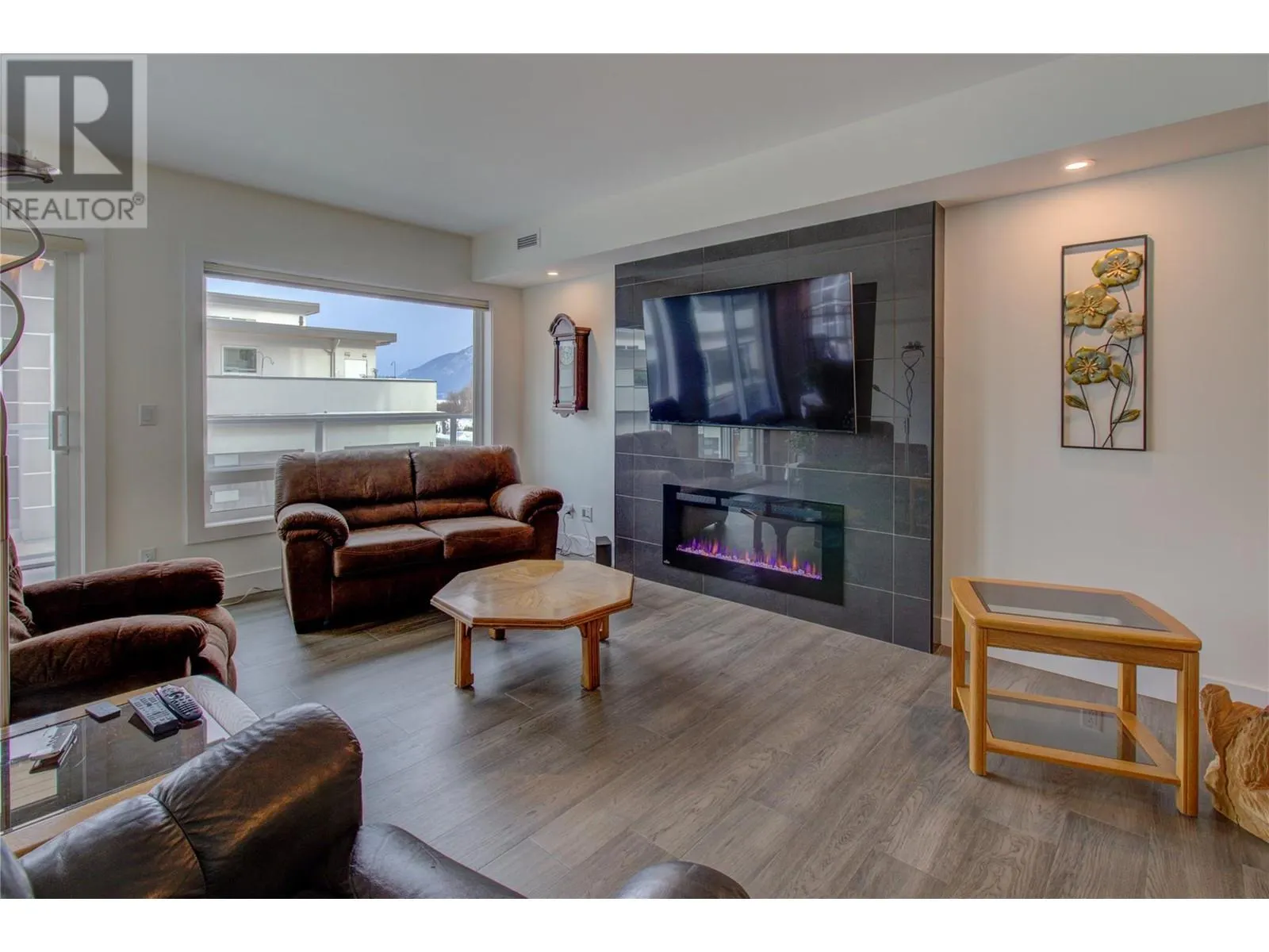 131 Harbourfront Drive NE Unit# 202