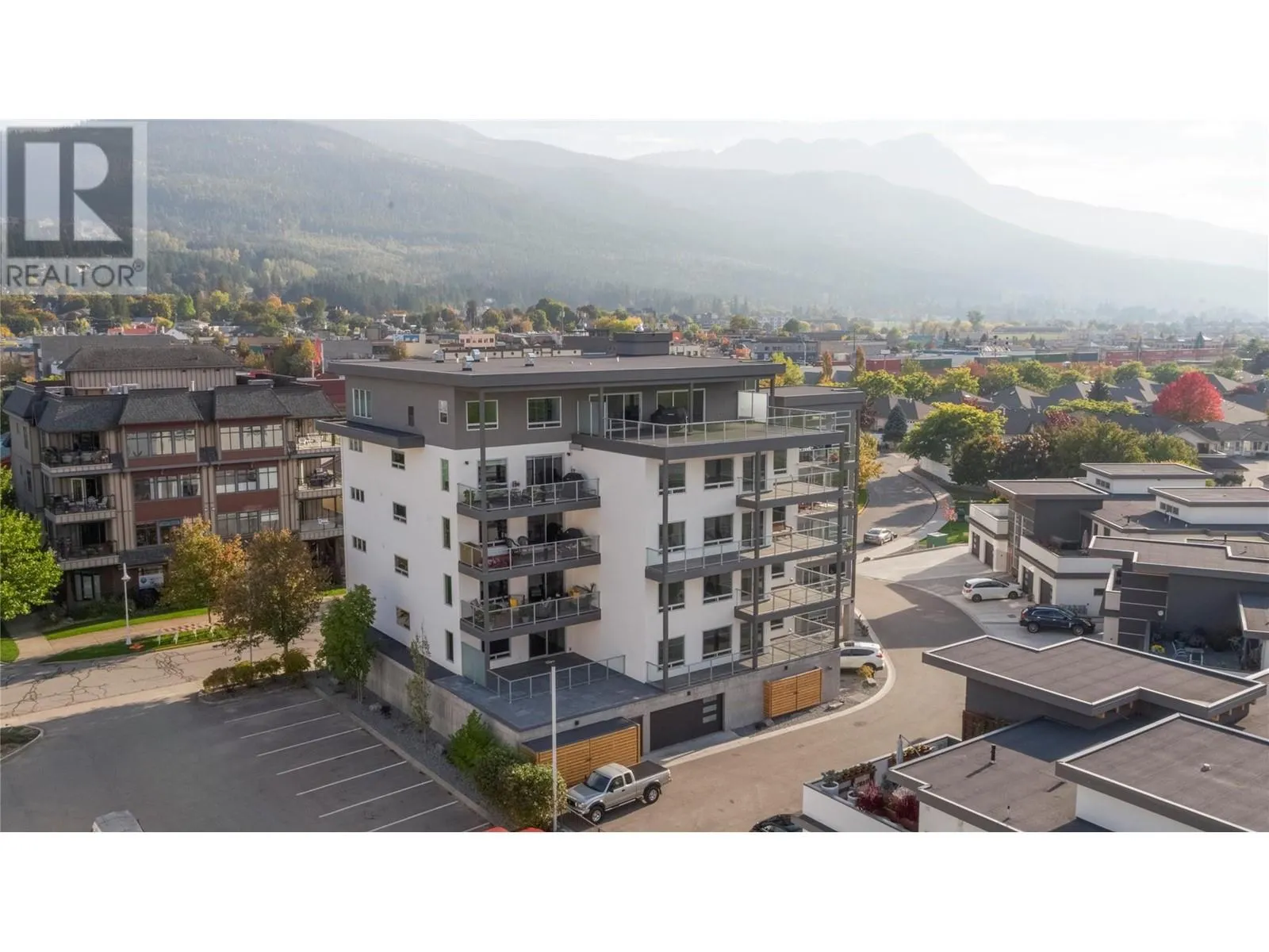 131 Harbourfront Drive NE Unit# 202