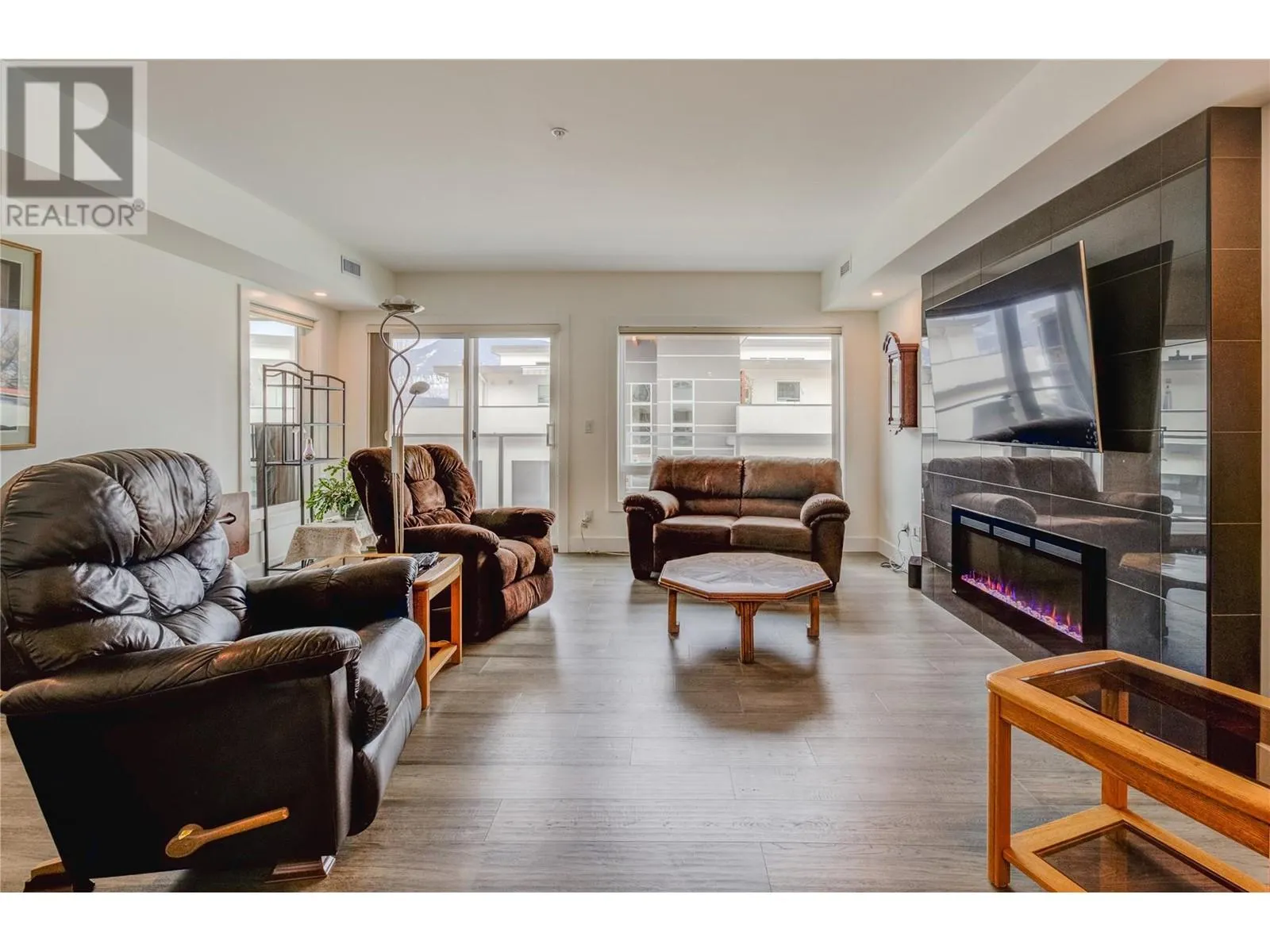 131 Harbourfront Drive NE Unit# 202