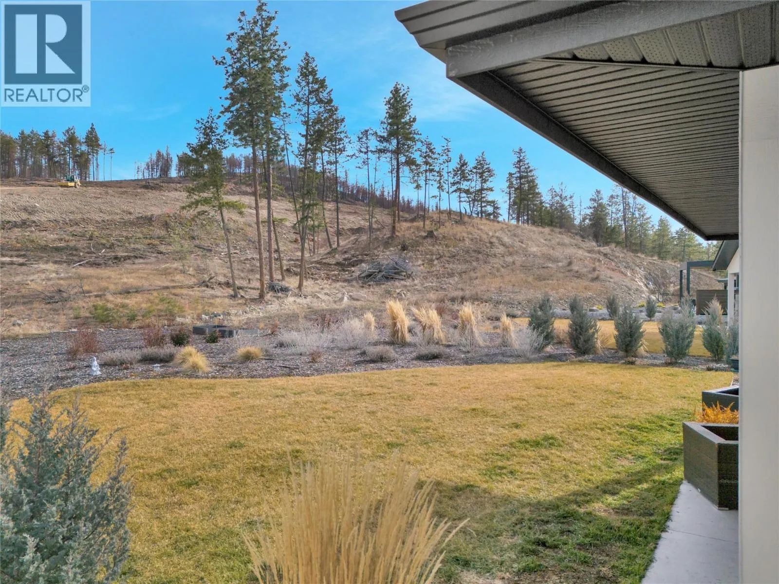 10225 Beacon Hill Drive
