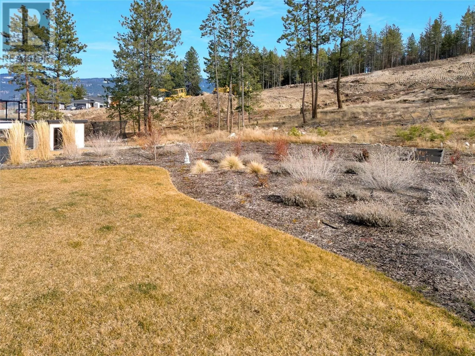 10225 Beacon Hill Drive