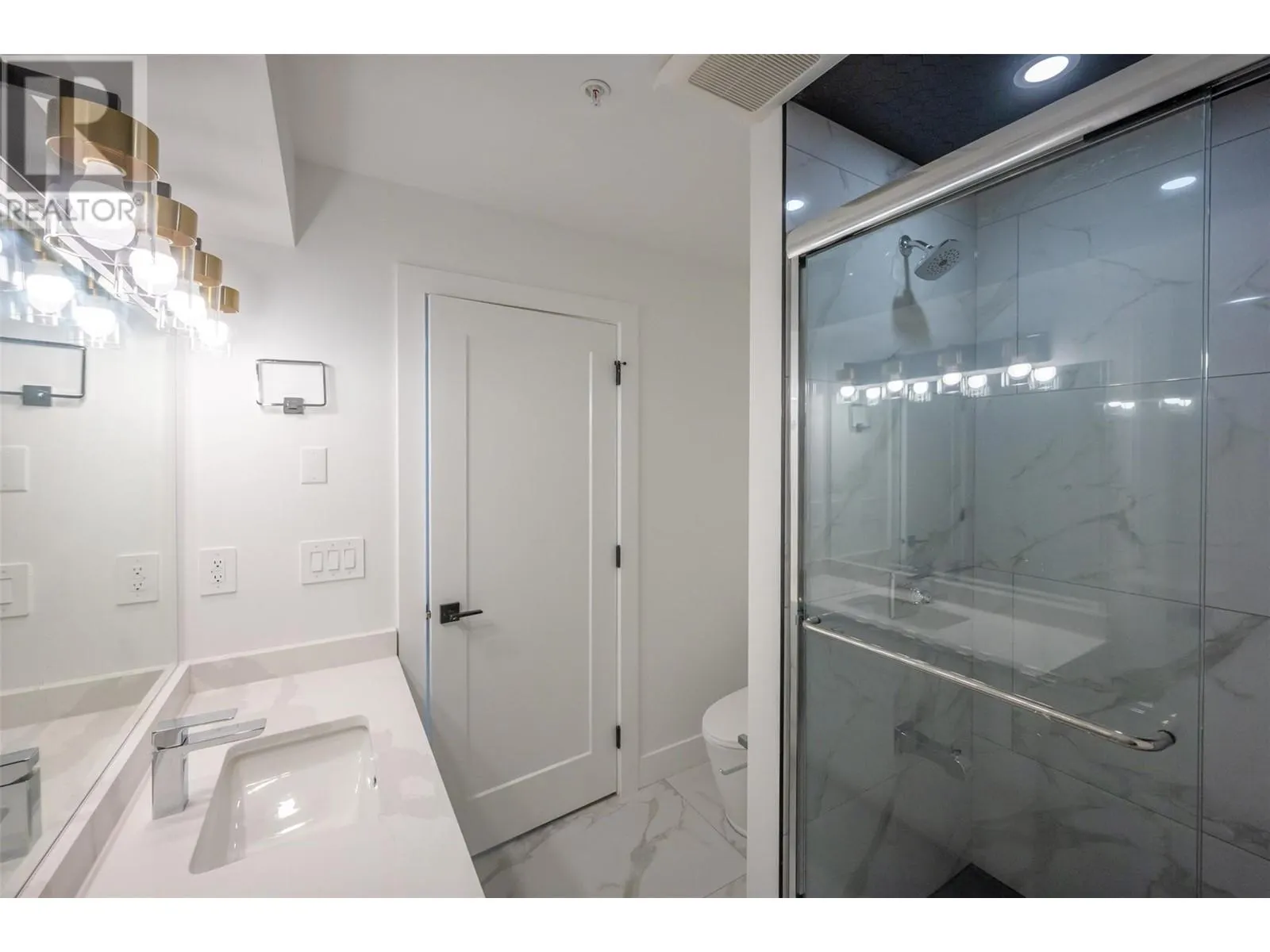 60 Roy Avenue Unit# 102