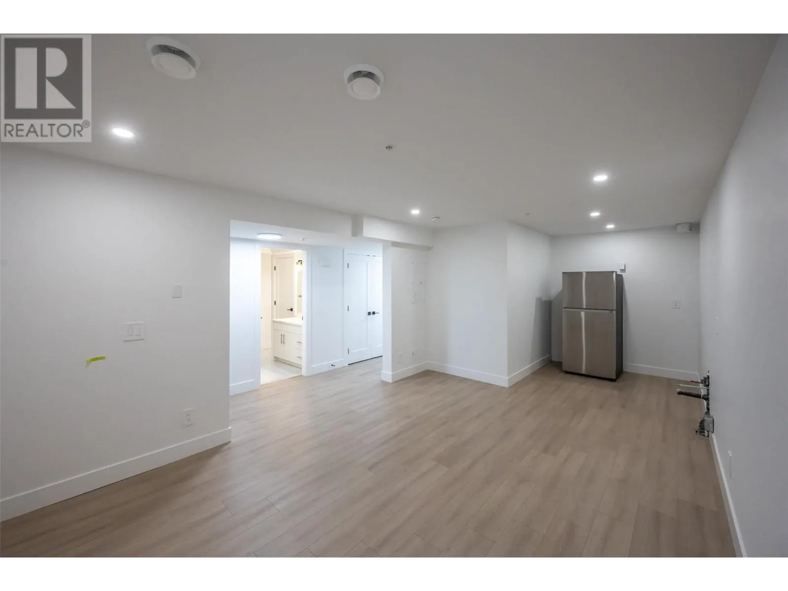 60 Roy Avenue Unit# 102