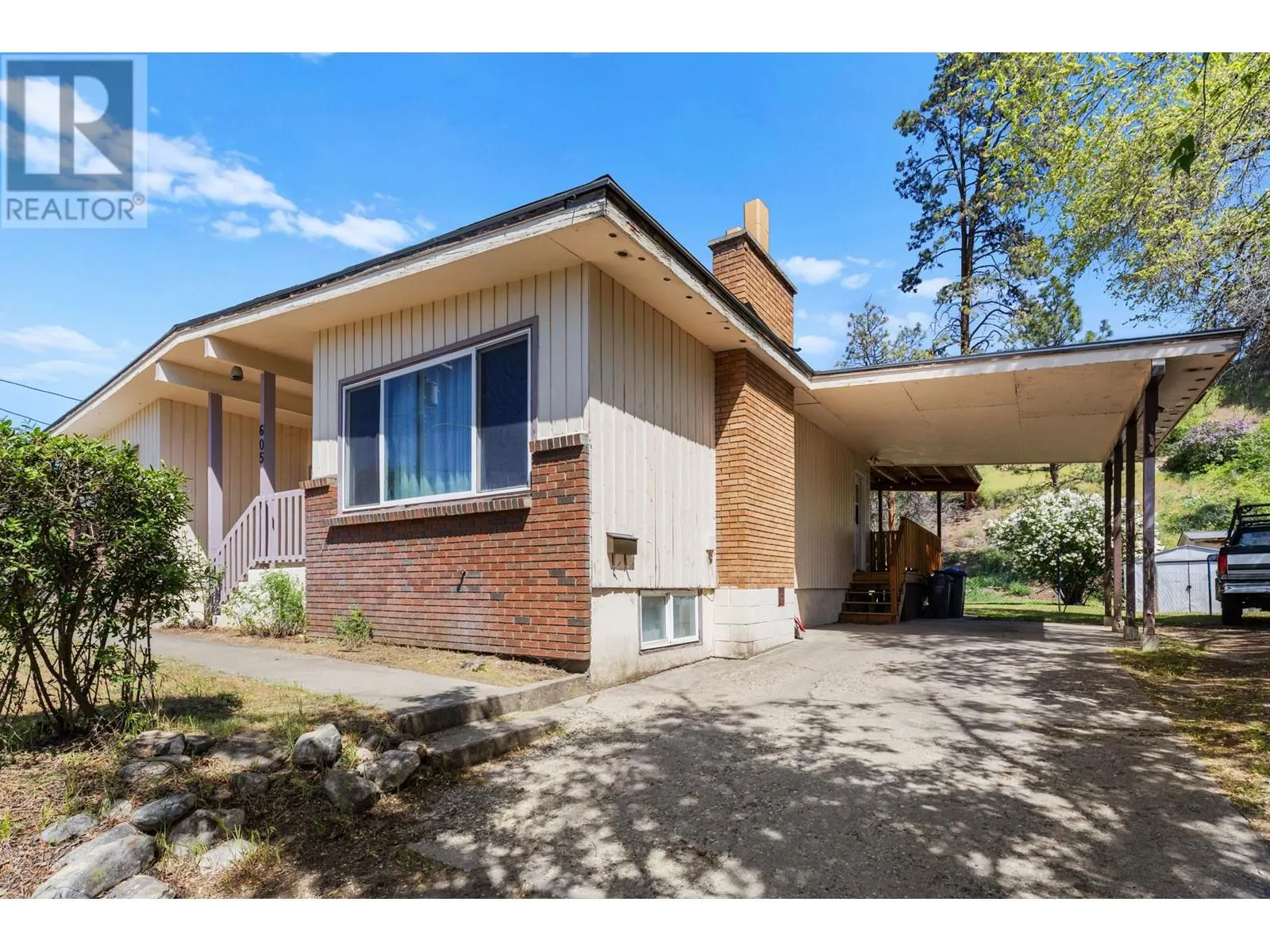 605 Dell Road
