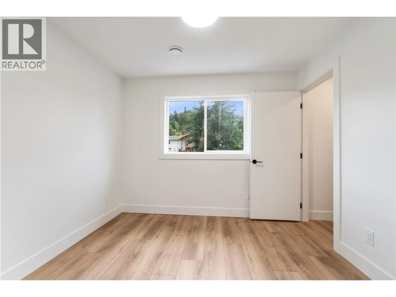 981 12 Street SE Unit# 31