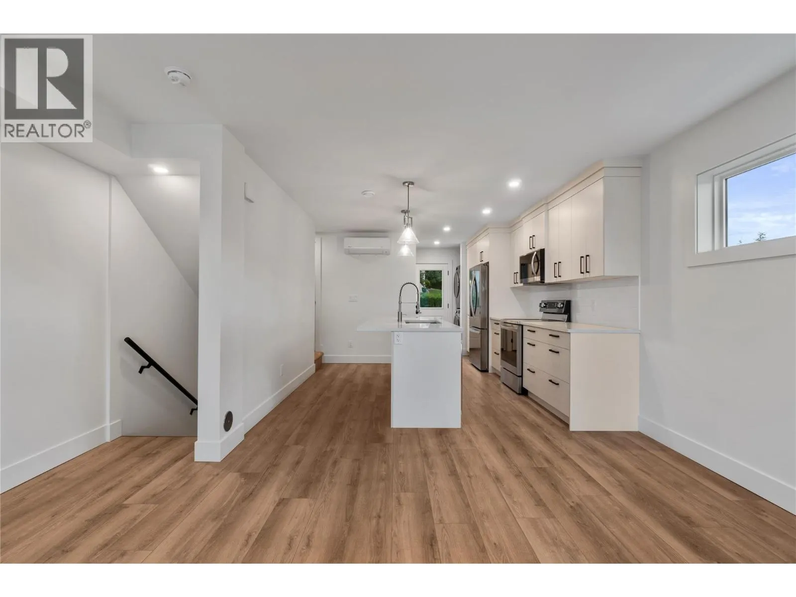 981 12 Street SE Unit# 31