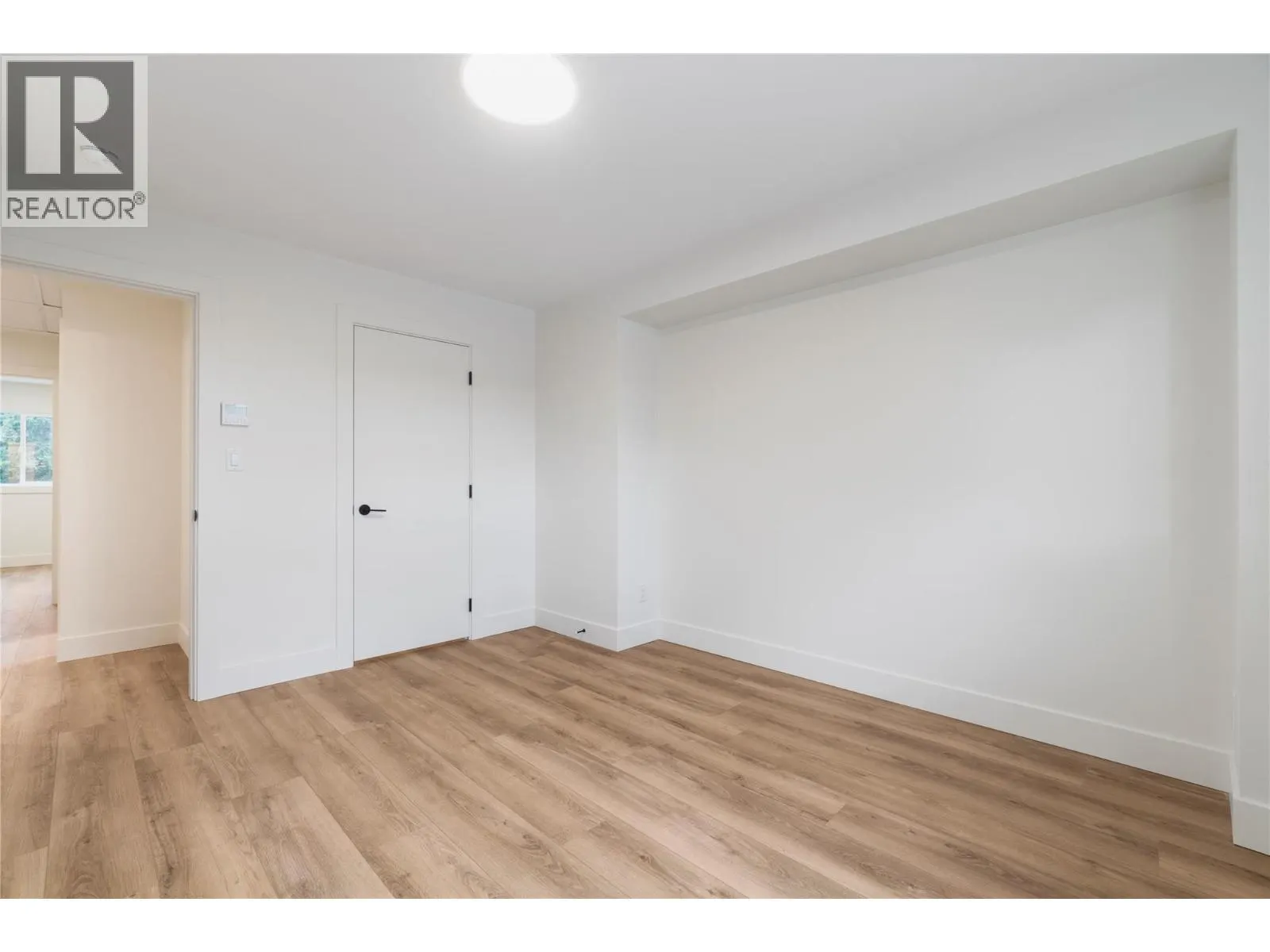 981 12 Street SE Unit# 31