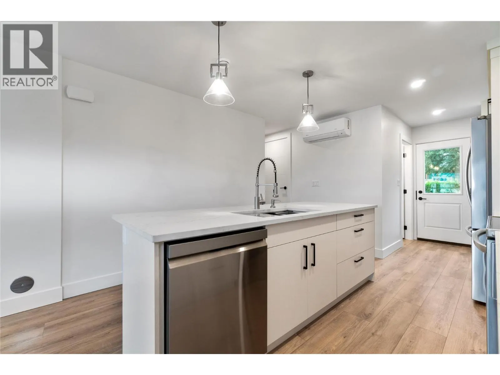 981 12 Street SE Unit# 35