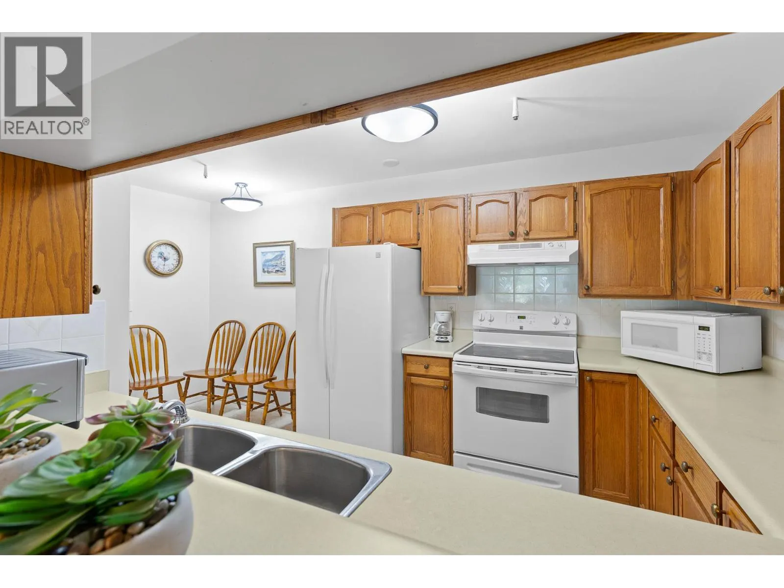 1045 Sutherland Avenue Unit# 226