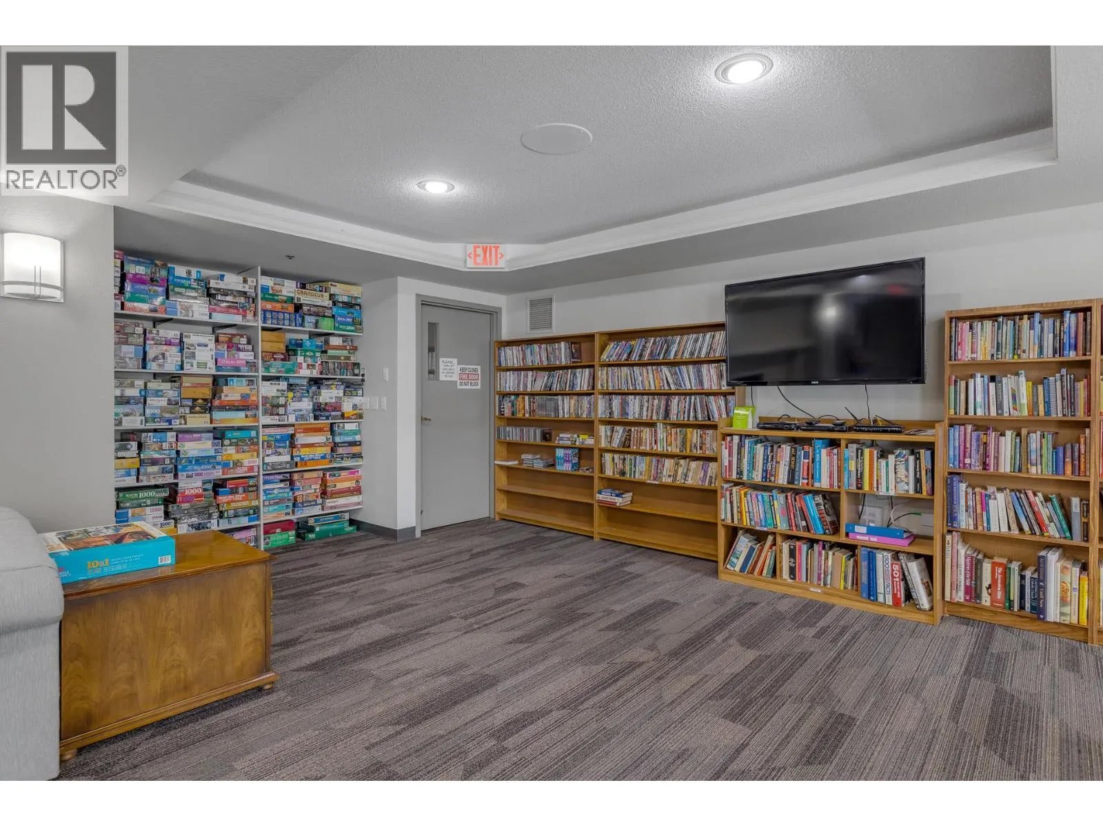 1045 Sutherland Avenue Unit# 226
