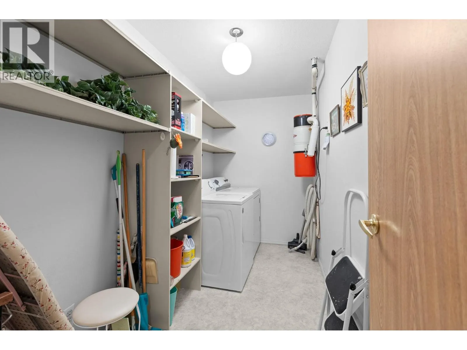 1045 Sutherland Avenue Unit# 226