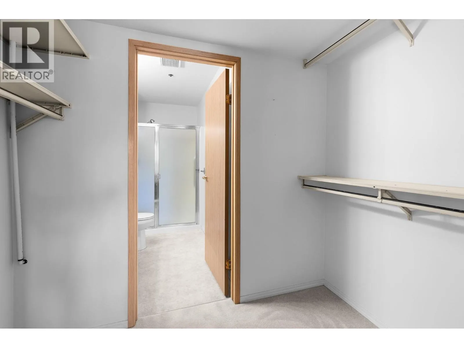 1045 Sutherland Avenue Unit# 226