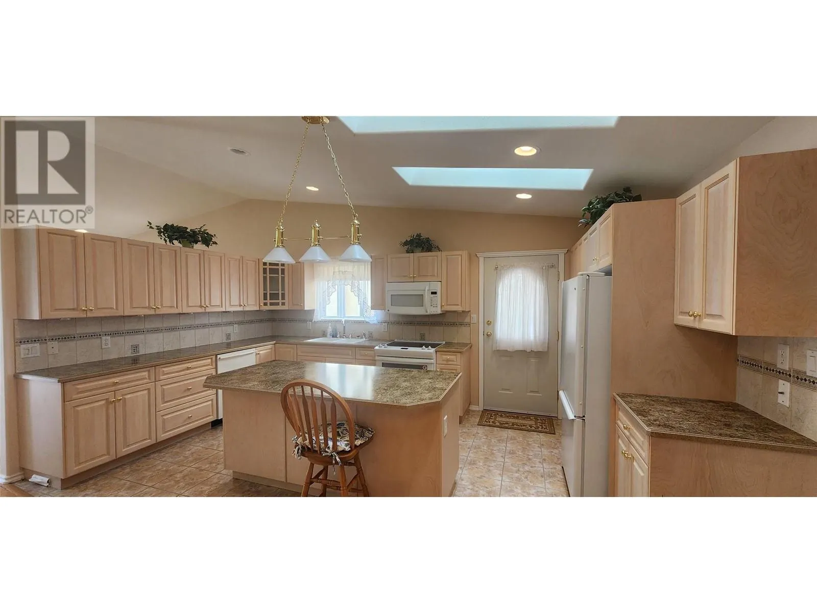 8160 DeVito Drive