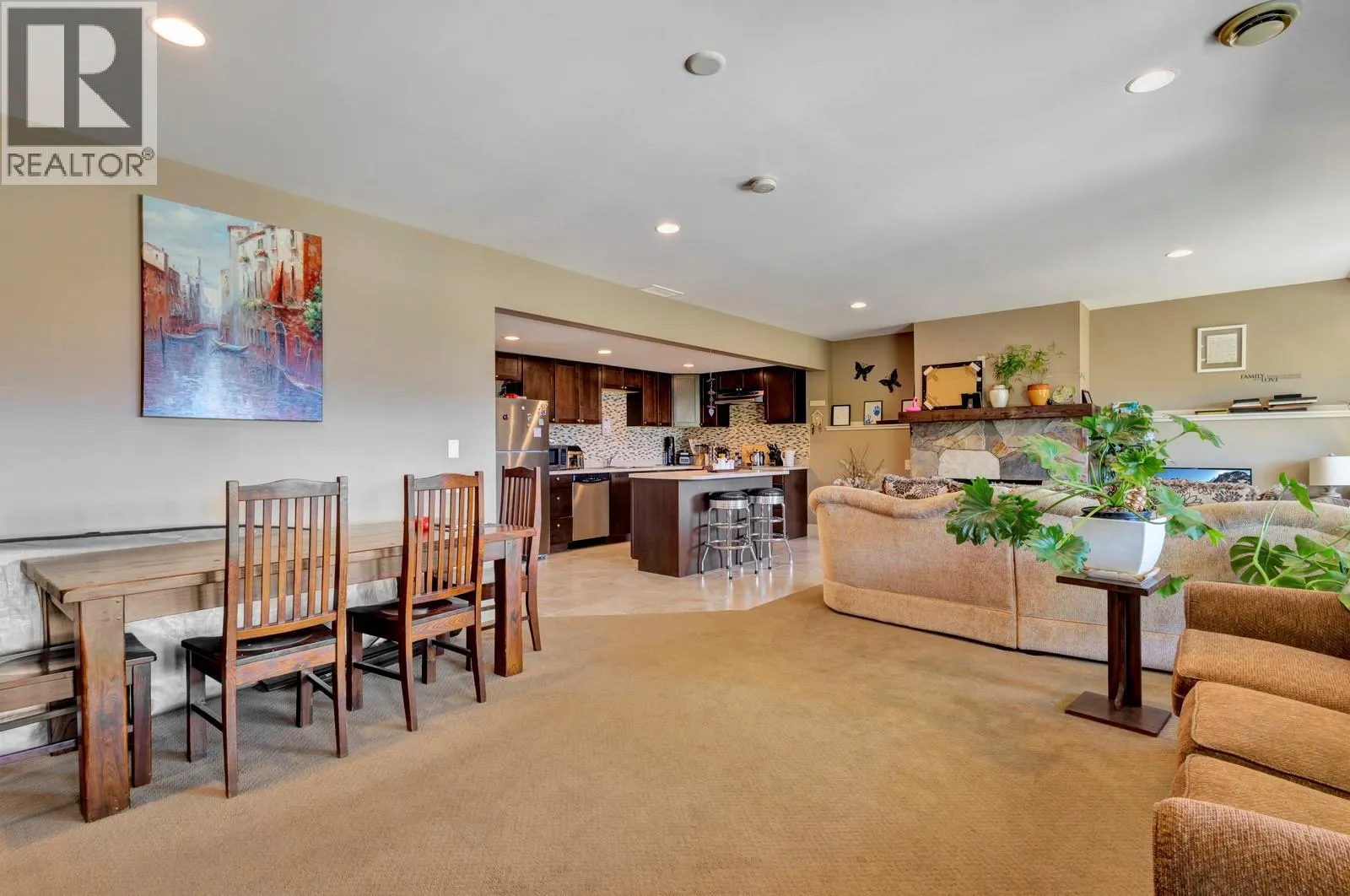 1205 Loseth Drive