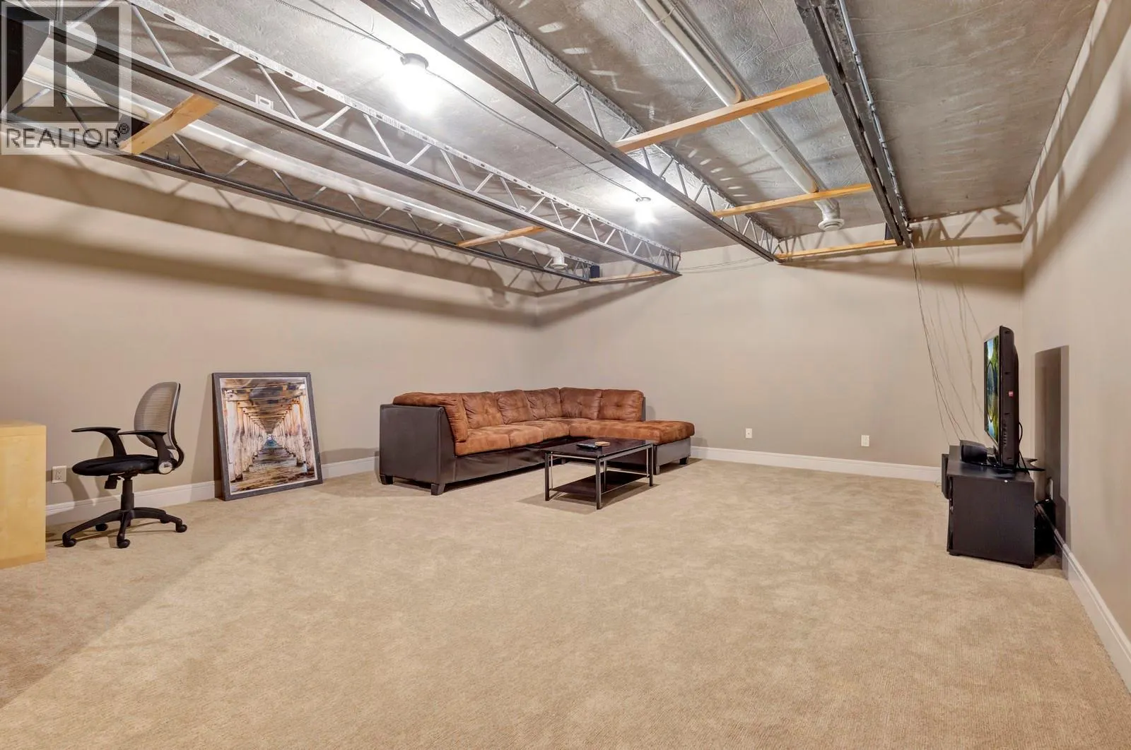 1205 Loseth Drive