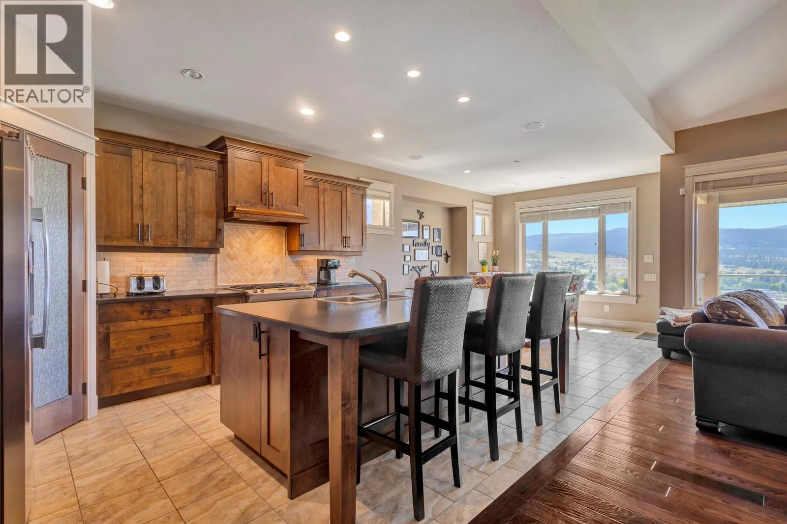 1205 Loseth Drive