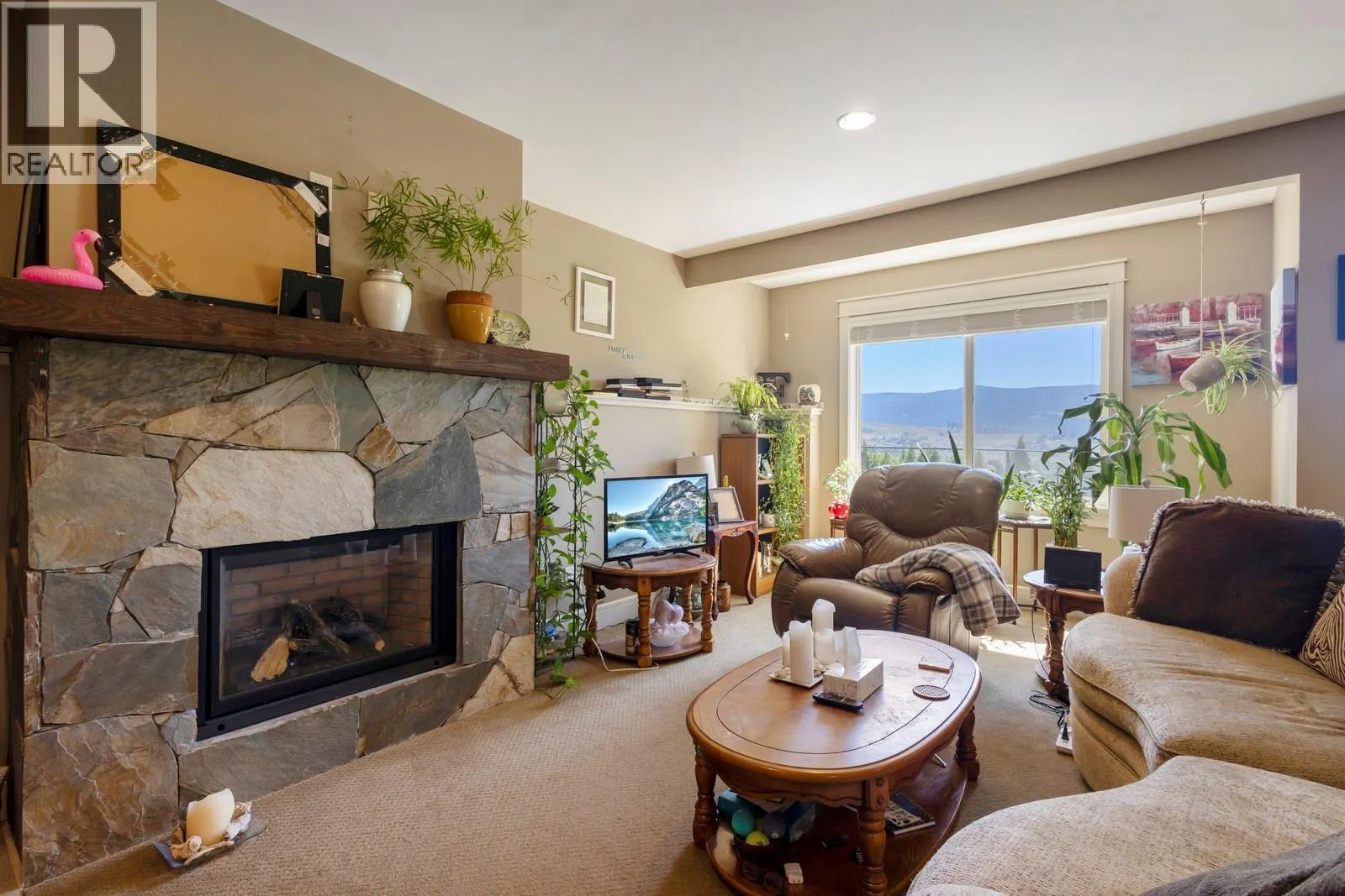 1205 Loseth Drive