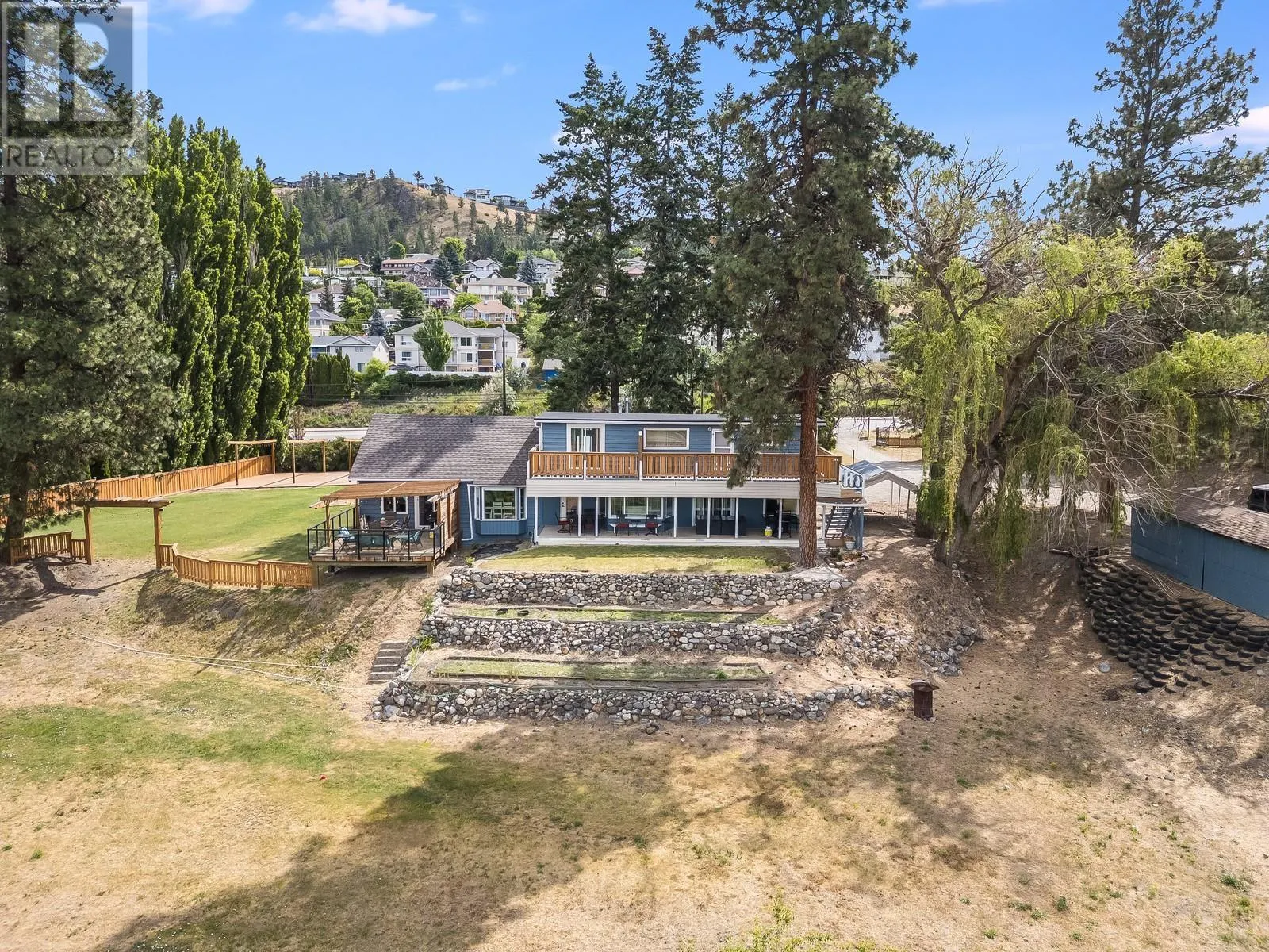 1293 Highway 33 E
