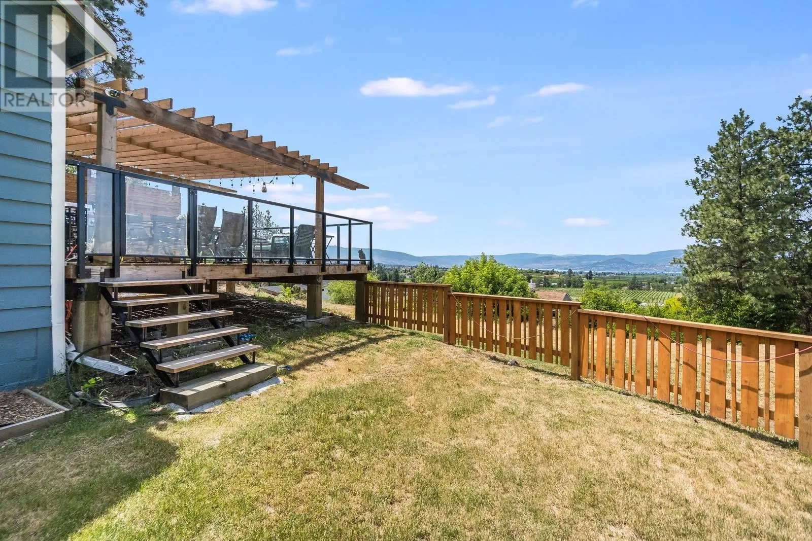 1293 Highway 33 E