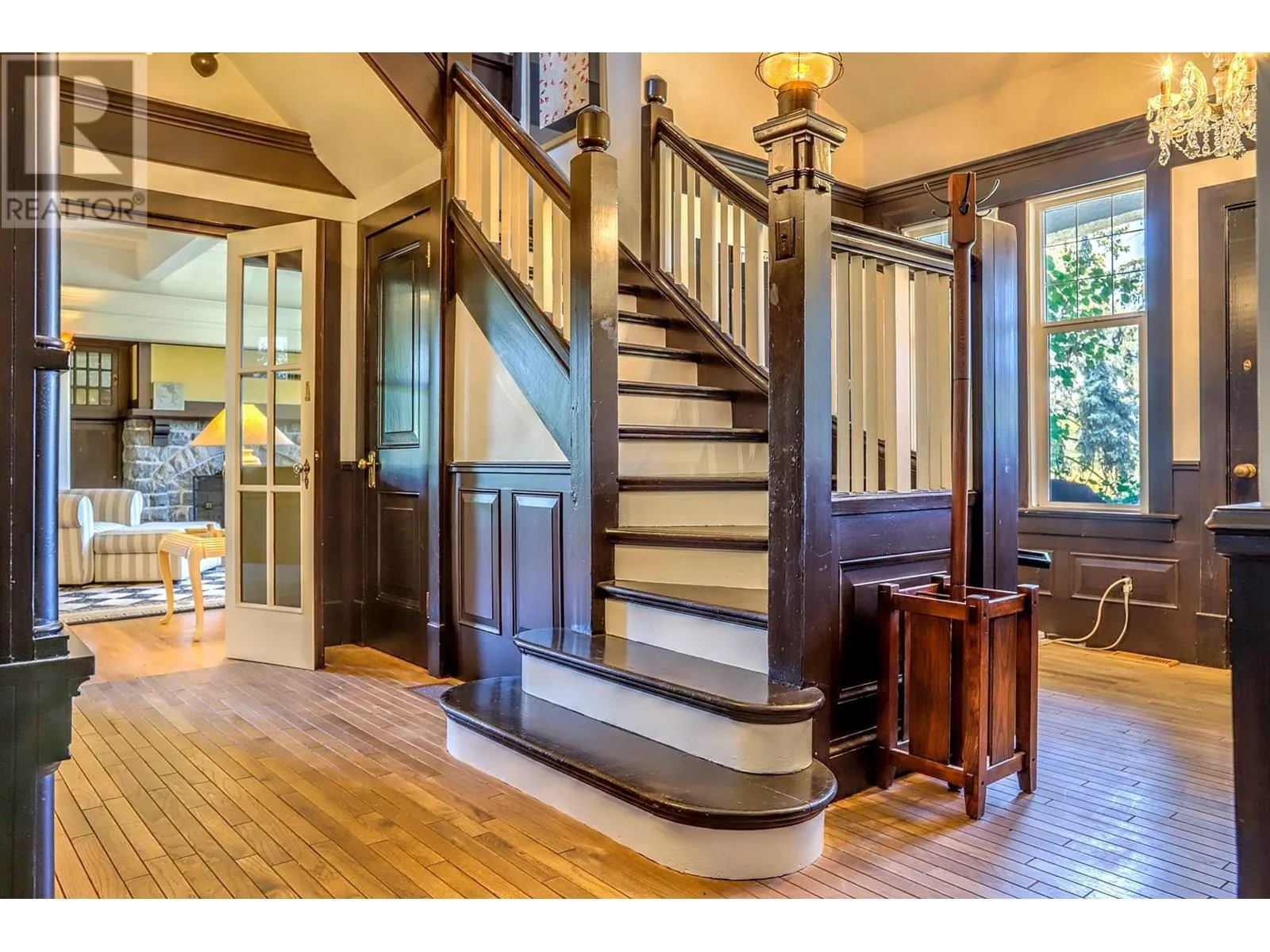 5482 Silver Star Road