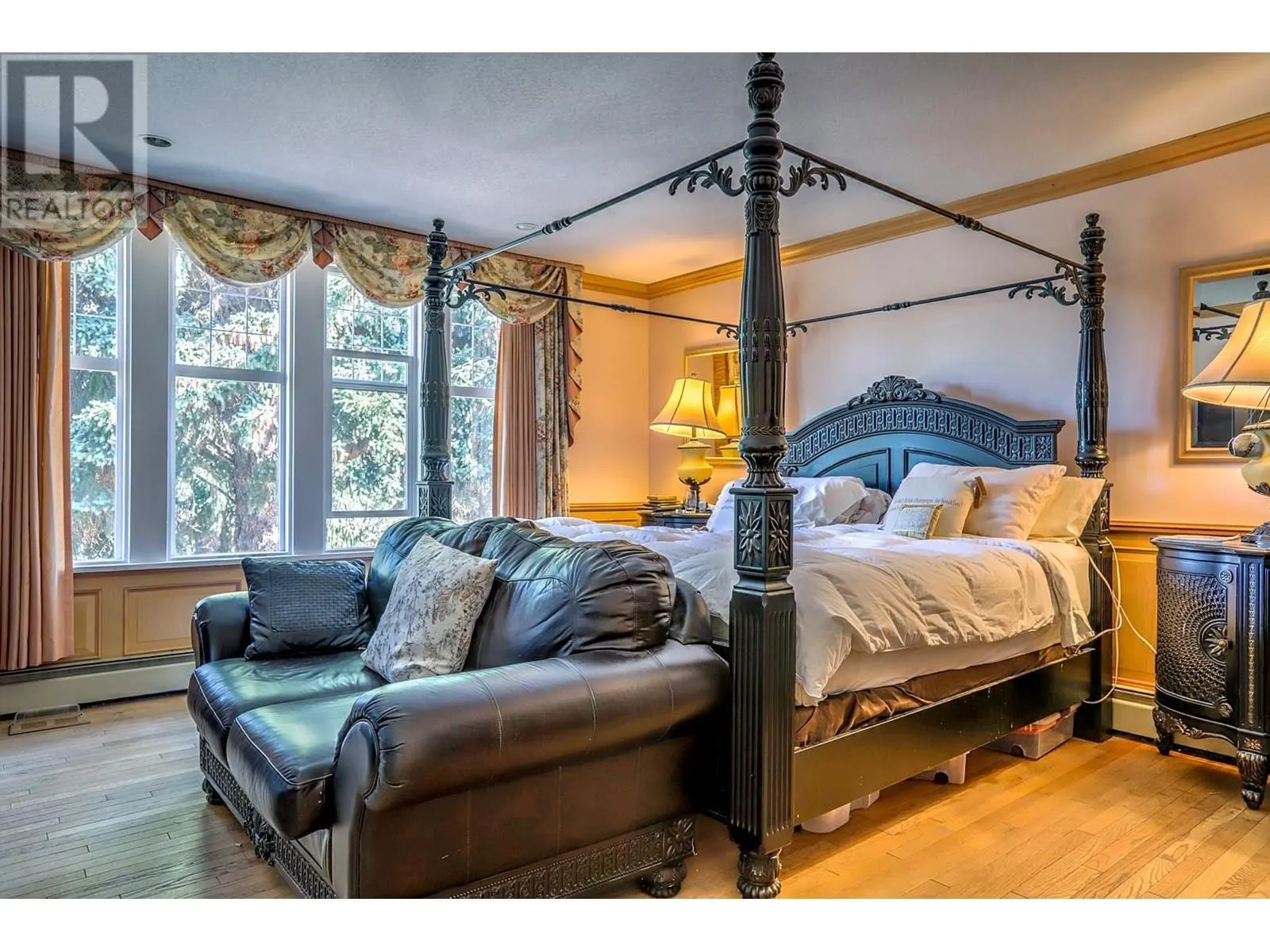 5482 Silver Star Road