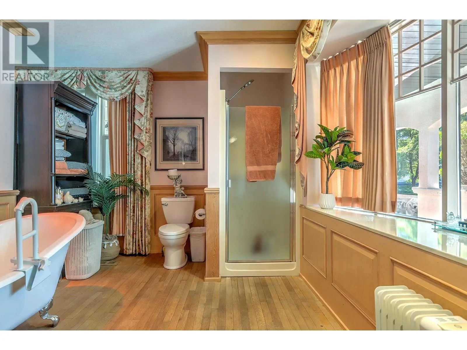 5482 Silver Star Road