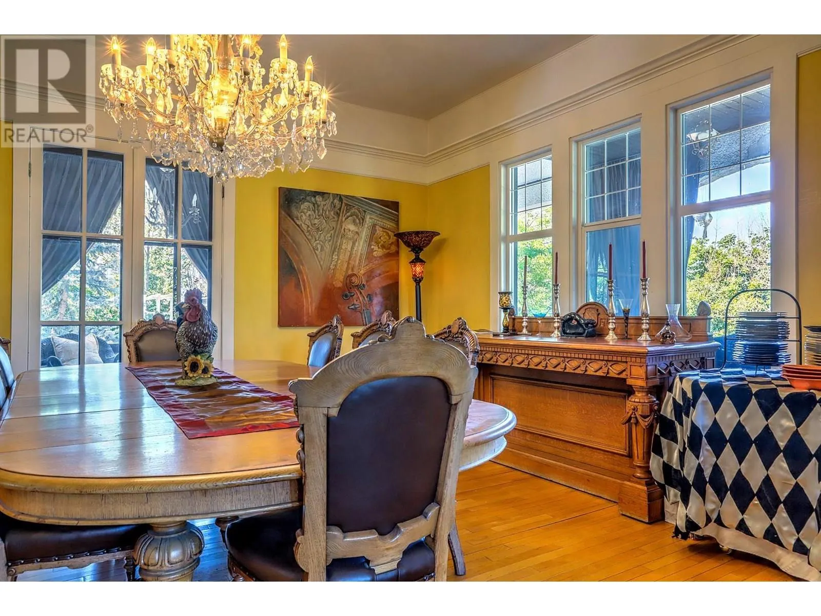 5482 Silver Star Road