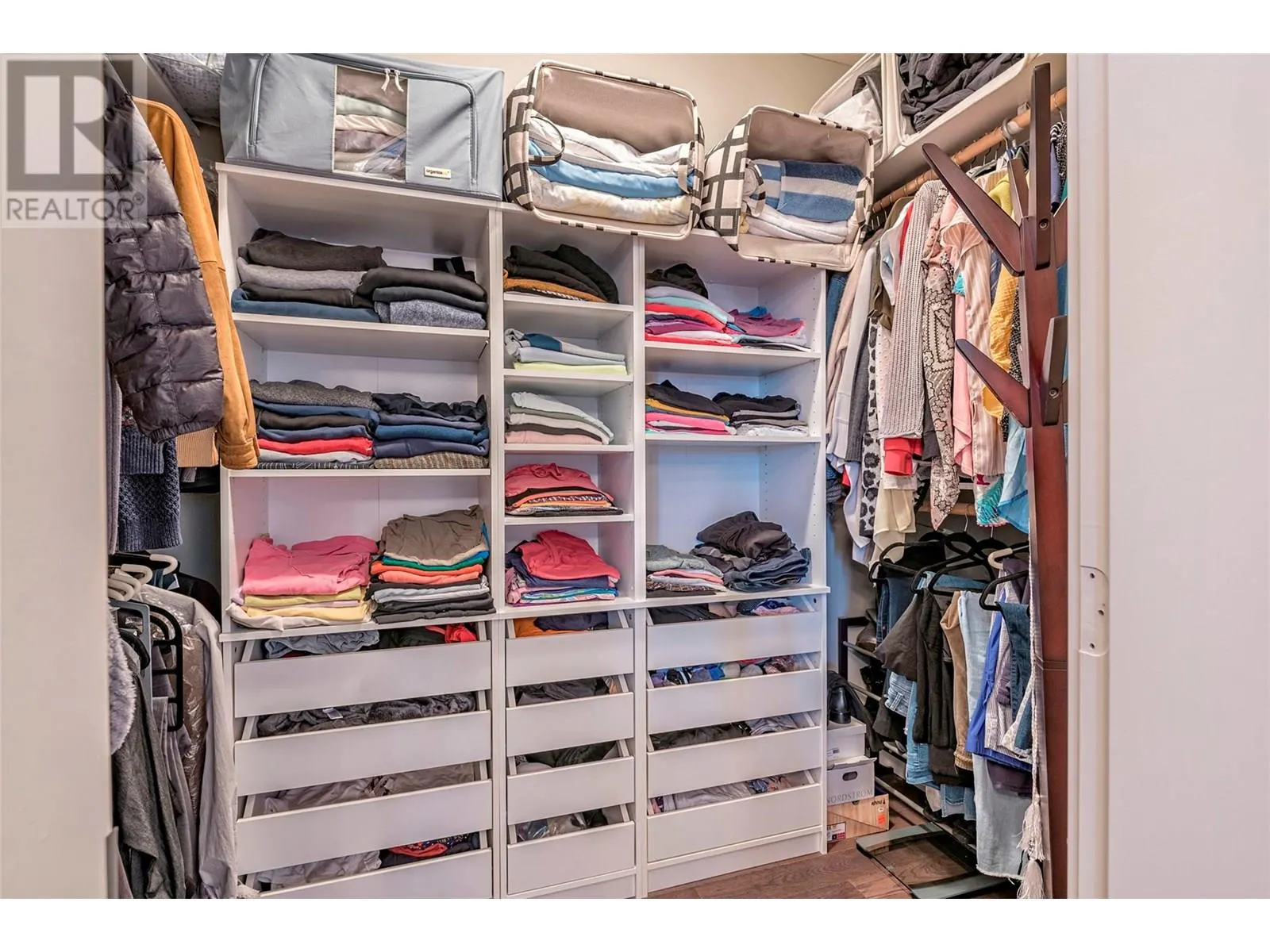 515 Silversage Place