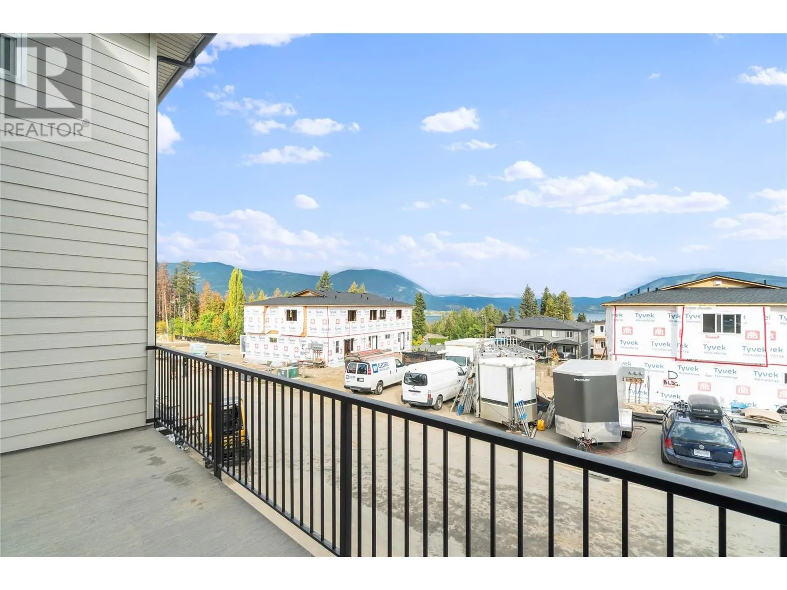 981 12 Street SE Unit# 33
