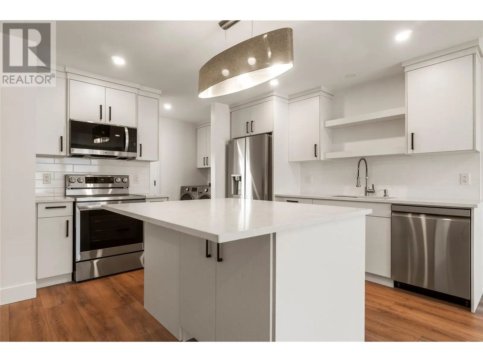 981 12 Street SE Unit# 33