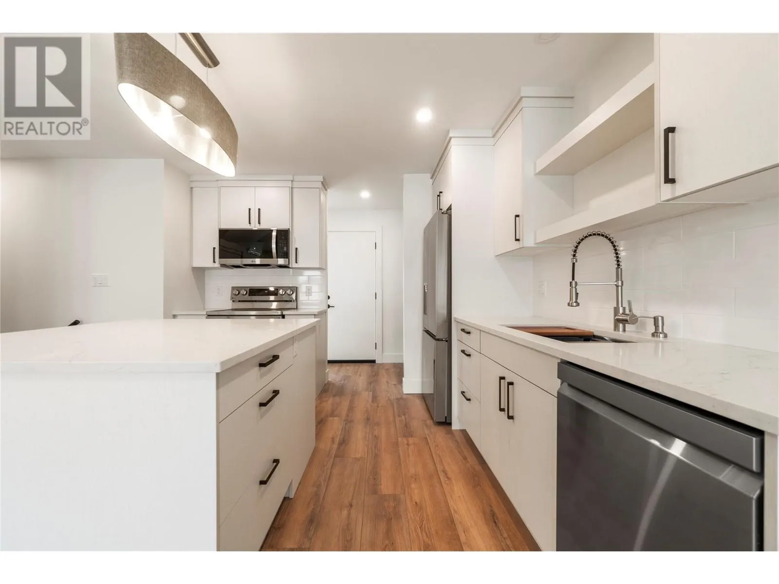 981 12 Street SE Unit# 33