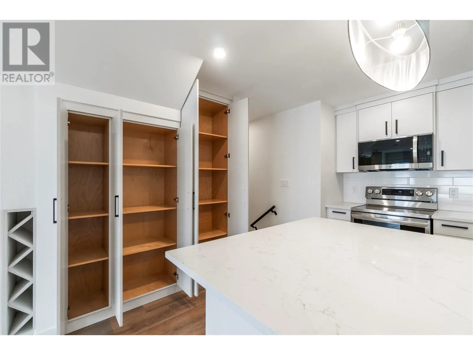 981 12 Street SE Unit# 33