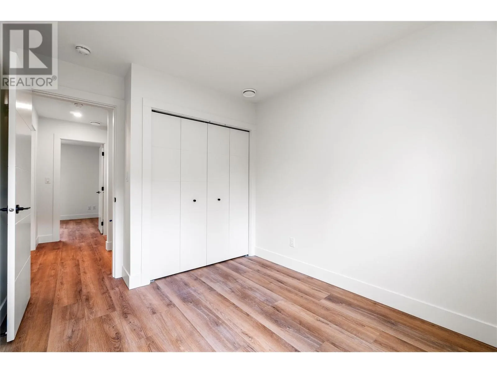 981 12 Street SE Unit# 33