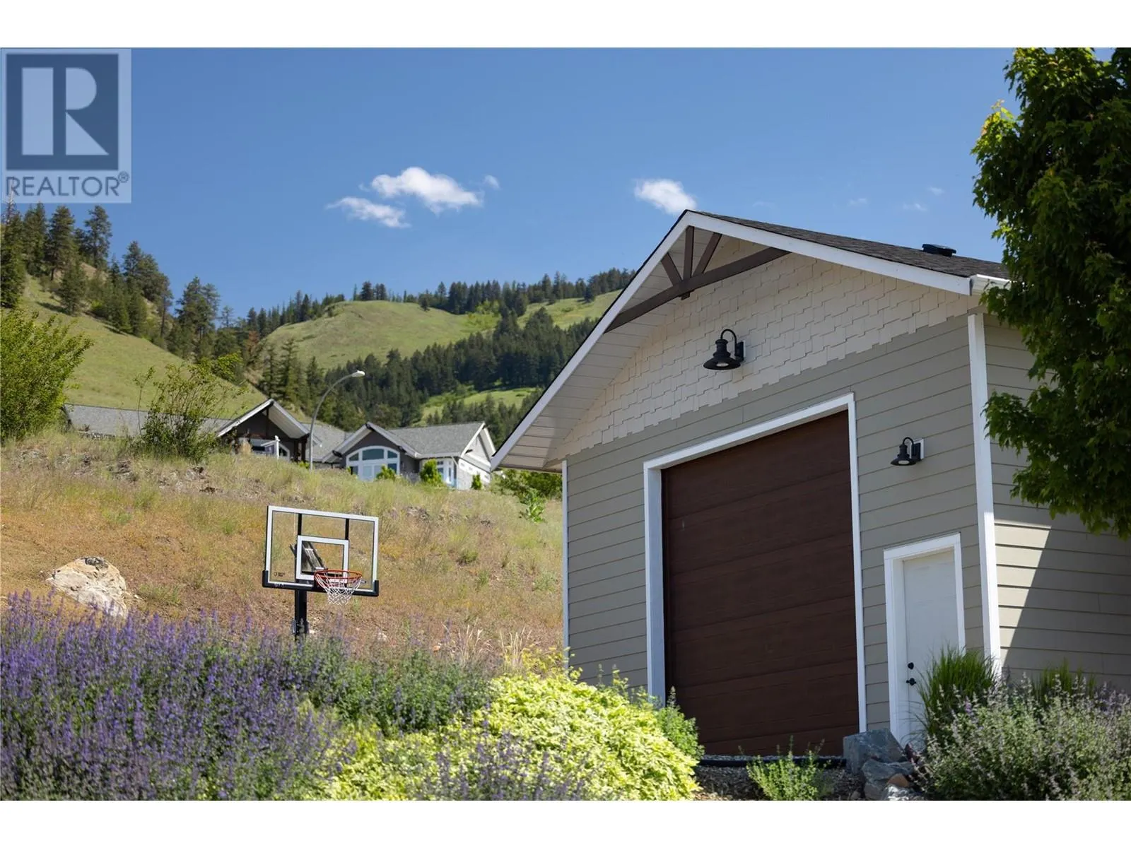 98 Ranchland Place